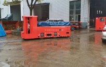 怎么減少8噸井下湘潭電機車(chē)脫軌的概率？